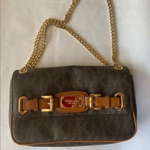 Michael Kors leather purse with gold chain